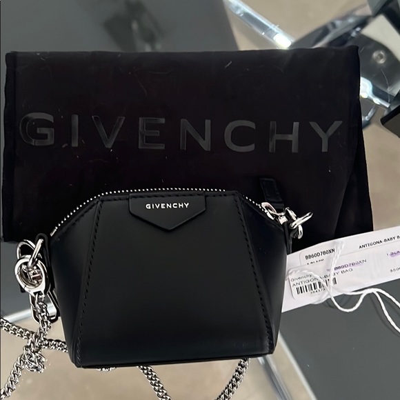 Givenchy Handbags - Givenchy Antigona -Baby Bag - NEW